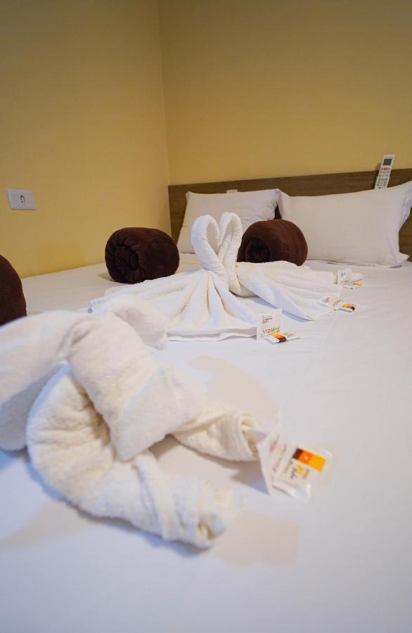 בוניטו Verdant Hotel מראה חיצוני תמונה